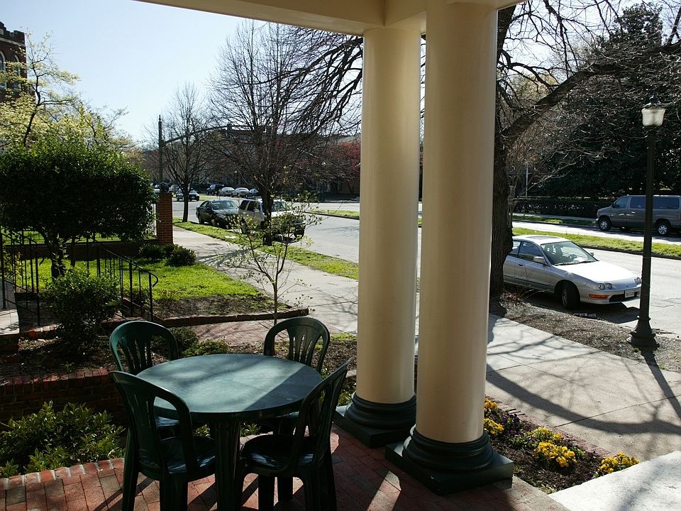 2nd image of 207 N Boulevard APT 3