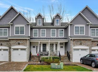 26 Gonzalez Dr, Old Bridge, NJ 08857