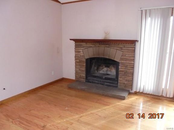 3rd image of 13295 Longhorn Ct
