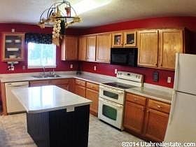 4th image of 543 W 1260th St N