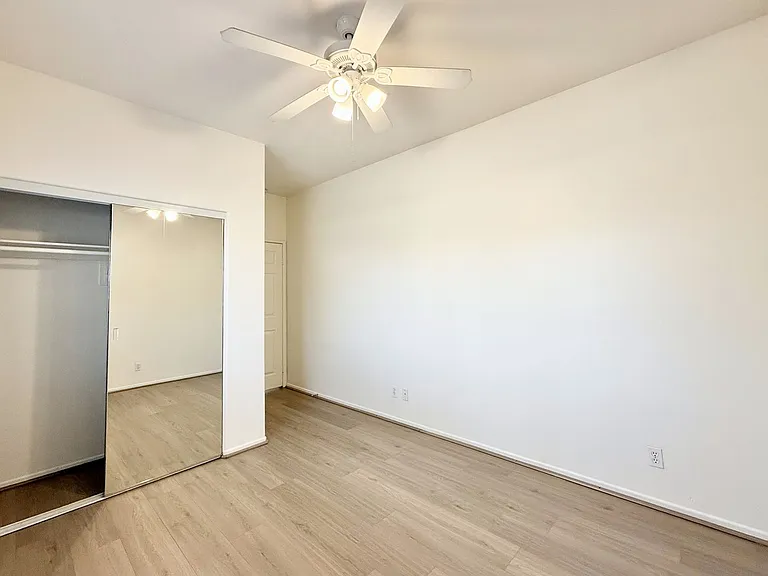 43615 Roebelenii Way — Photo 13