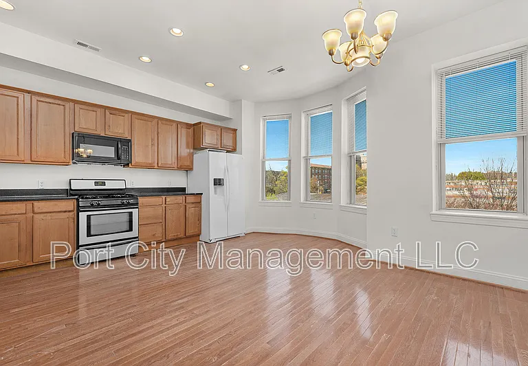 1614 McCulloh St #1 — Photo 6