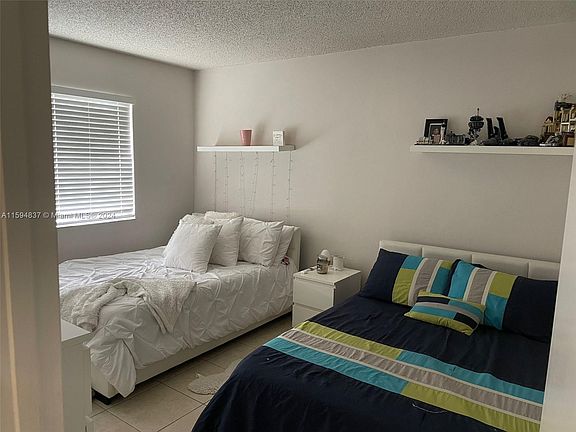 4th image of 405 Lakeview Dr APT 102
