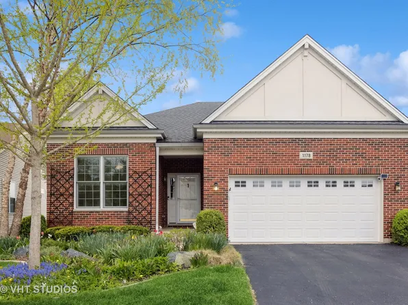 1178 Drury Ln, Aurora, IL 60502