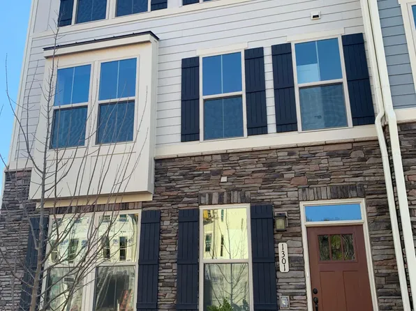 1301 Channing Park Cir, Cary, NC 27519