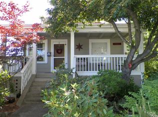 54 Summit Ave, Medford, OR 97501