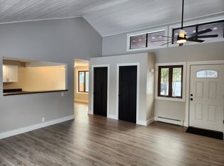 5 Robbins Ct, Keene, NH 03431