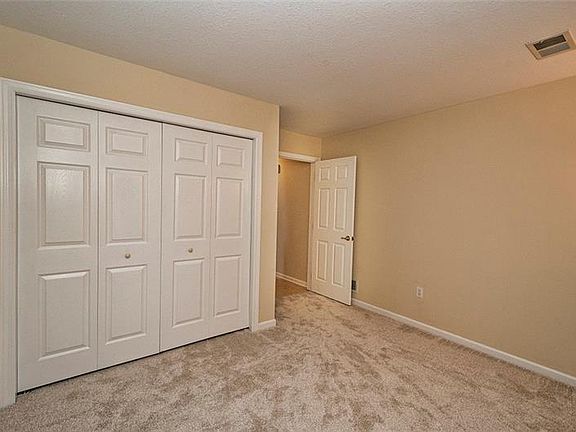 3rd image of 9402 Sundance Dr