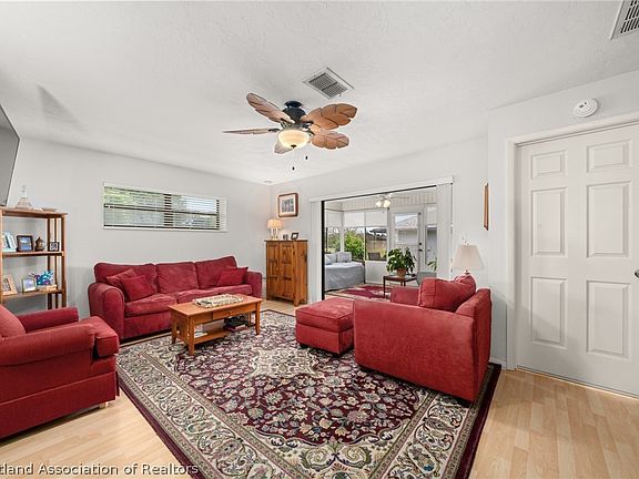 5th image of 2 Indigo Dr