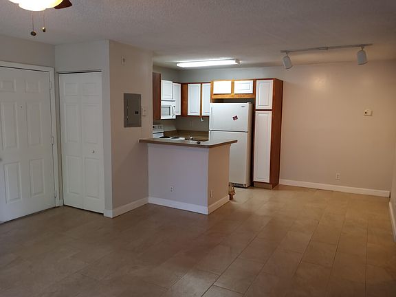 4th image of 951 Lyons Rd APT 6107
