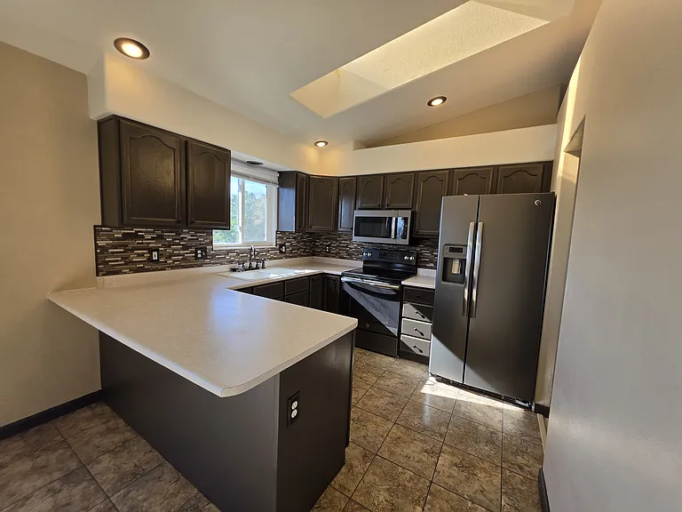 979 S Coral Ln — Photo 5