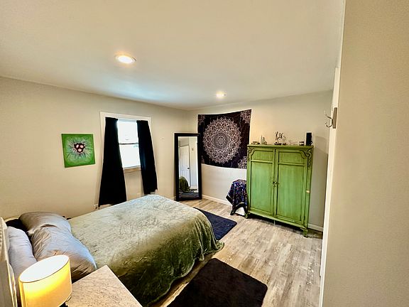 4th image of 5909 State Highway 81 APT 6