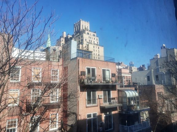 3rd image of 317 W 21st St APT 3