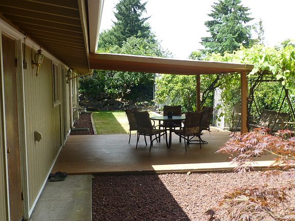 3rd image of 7801 Oakridge Dr SW