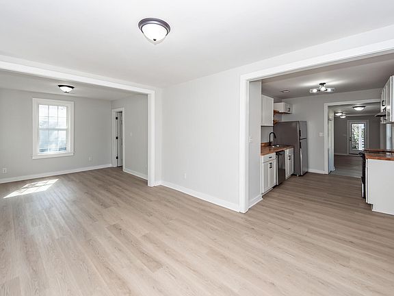 5th image of 2646 Madden Dr