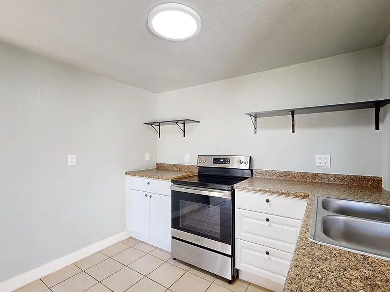 1614 Clinton Rd #B — Photo 4