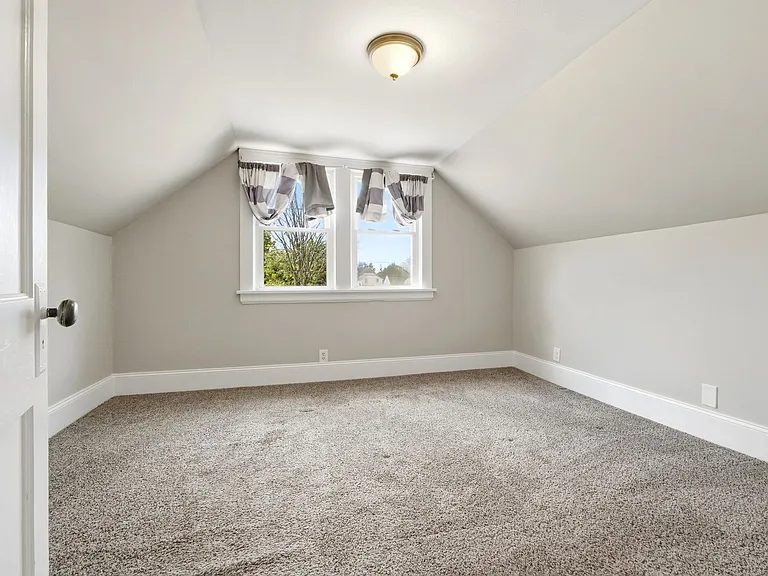 18613 Pawnee Ave — Photo 15