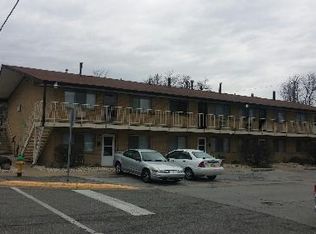 3345 169th St APT 1, Hammond, IN 46323