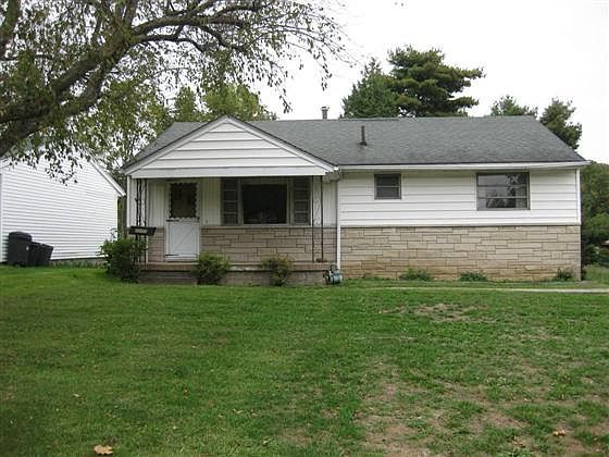 1st image of 1325 Lynn Dr
