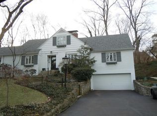 1501 Devereux Dr, Dayton, OH 45419