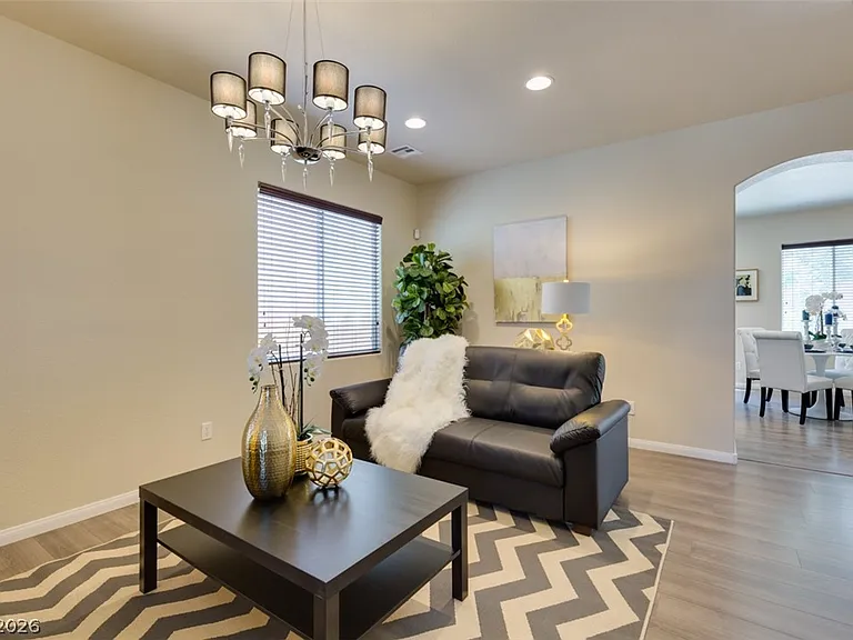 3305 Umbria Gardens Ave — Photo 7