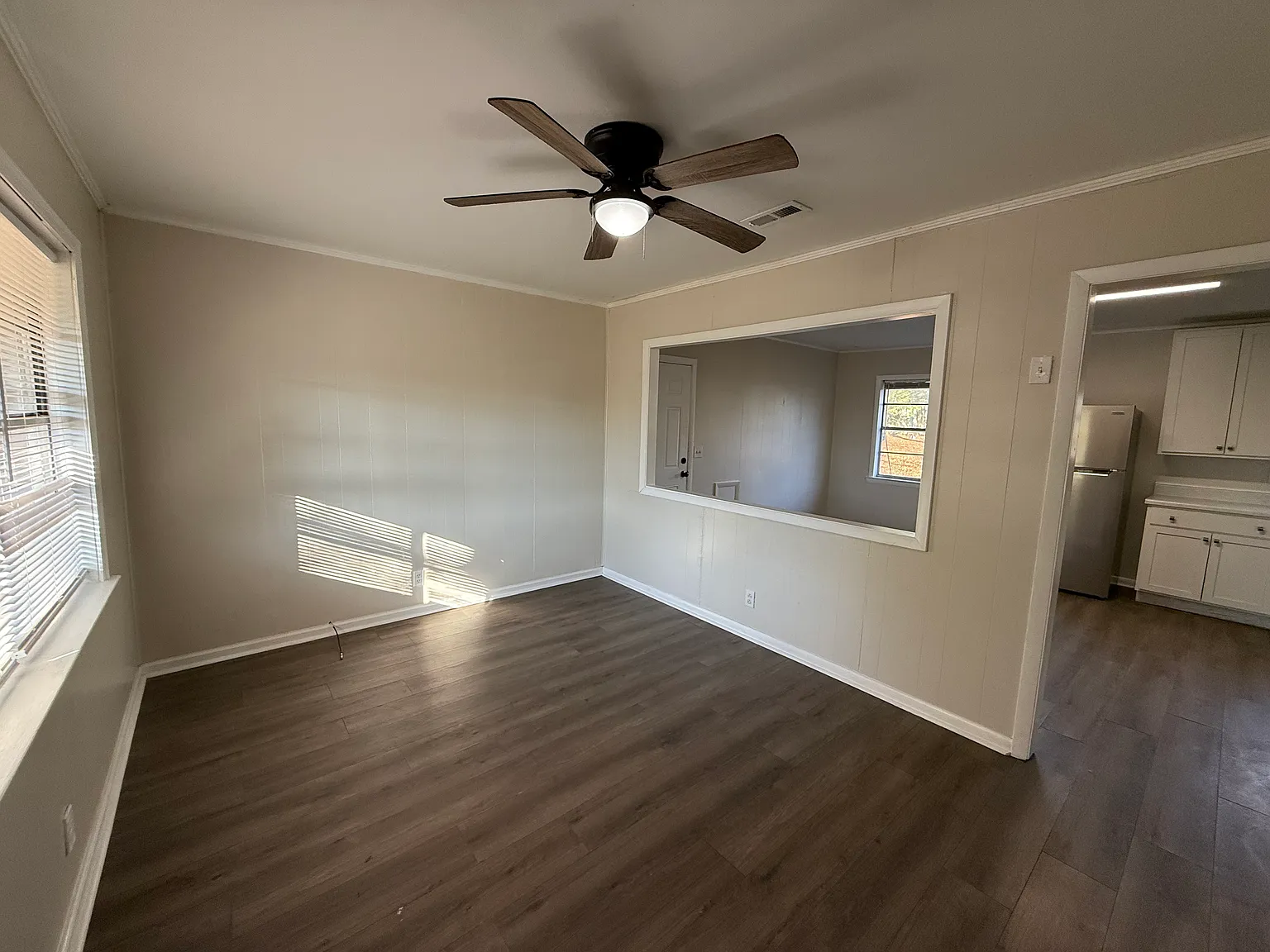 1205 Imperial Dr — Photo 3