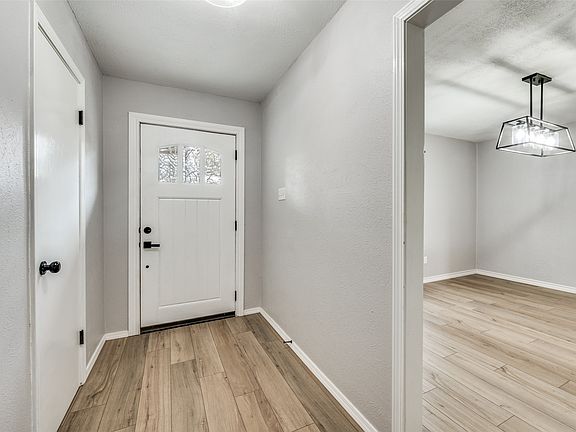 2nd image of 7404 Forrest Ln