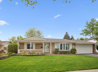 495 Kinkaid Ct, Des Plaines, IL 60016