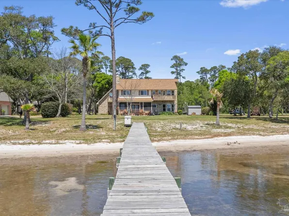 4845 Soundside Dr, Gulf Breeze, FL 32563