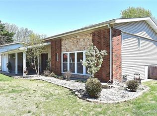 7348 Cartwheel Ln, Hazelwood, MO 63042