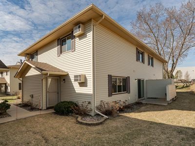 2833 19th Ave NW APT B, Rochester, MN, 55901