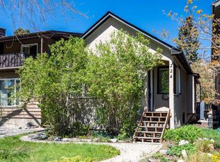 224 S 30th Ave NE, Calgary, AB T2E2C9