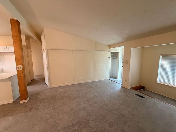 2nd image of 13311 Oak Crest Ct
