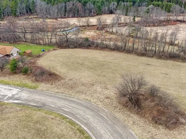 19 Brookside Ln Lot B, Chenango Forks, NY 13746