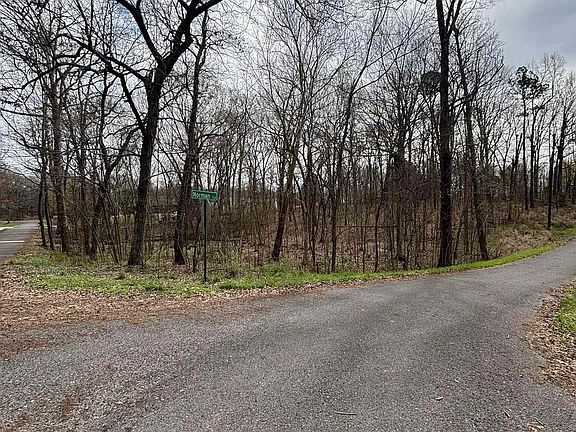 3rd image of 23 Norman Ln