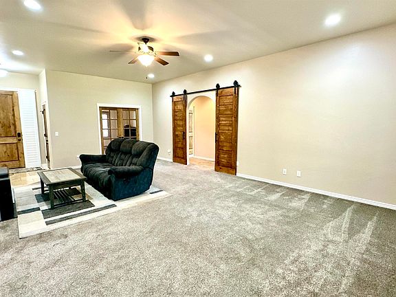 5th image of 2782 Sun Meadow Dr