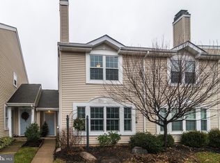 1302 Kenwood Dr, North Wales, PA 19454