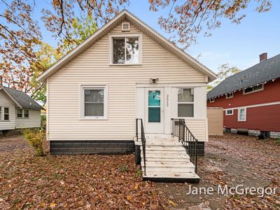 2512 8th St, Muskegon Heights, MI, 49444