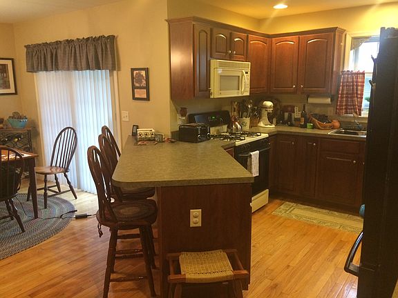 2nd image of 19 Patience Ln