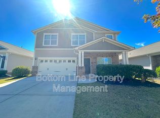 137 Willow Valley Dr, Mooresville, NC 28115