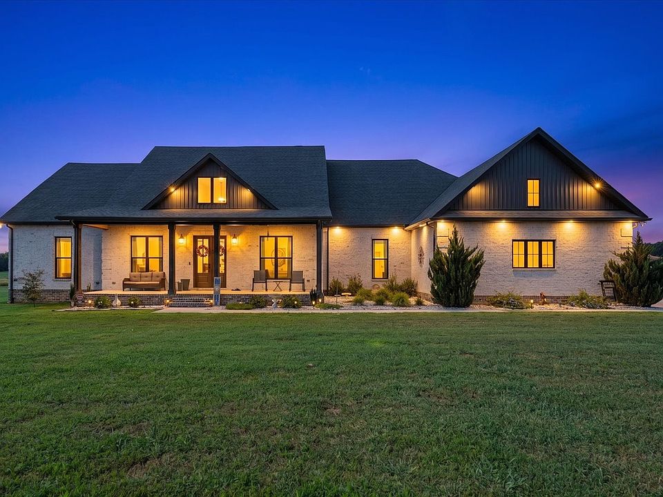 1st image of 742 Kingdom Rd