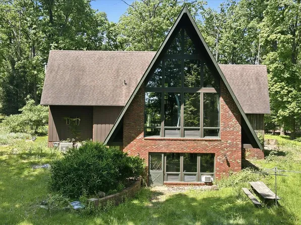 8209 Gambrill Park Rd, Frederick, MD 21702
