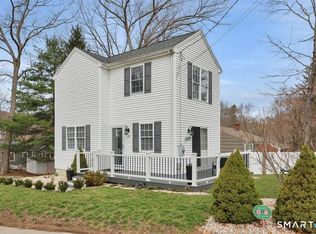26 Lake Boulevard, East Hampton, CT 06424