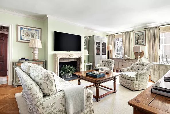 1st image of 3 E 77th St APT 8C