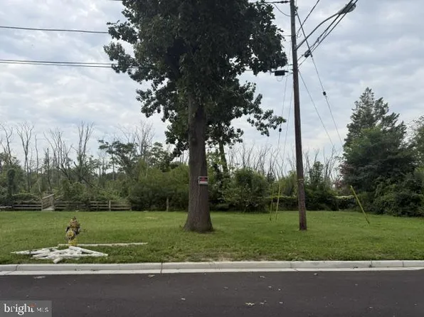 1603 Pennsauken St, Cinnaminson, NJ 08077