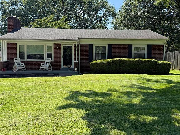 3rd image of 9906 Stonestreet Rd