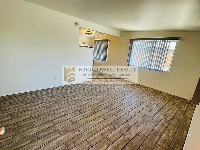1310 N Richey Blvd #D — Photo 4
