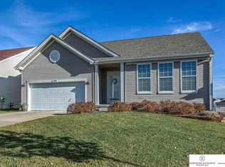 8927 S 166th St, Omaha, NE 68136