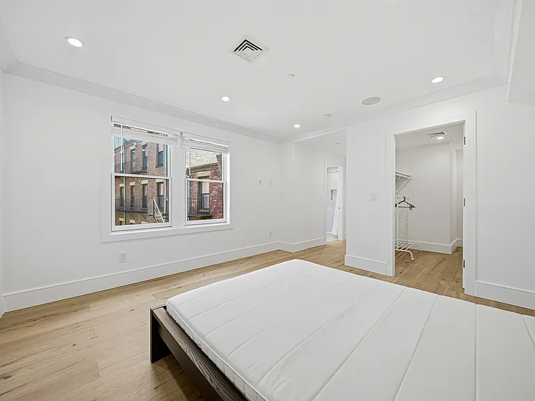 431 Marlborough St #3 — Photo 28