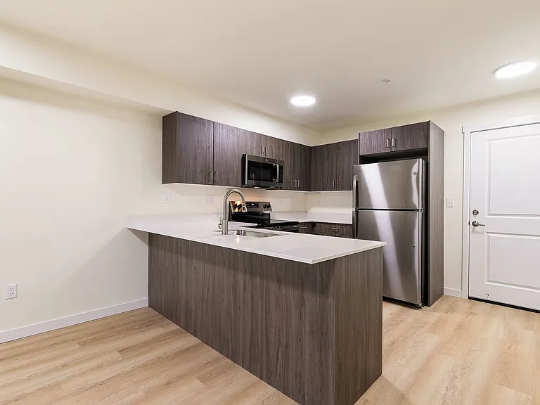 1809 E Sunset Dr — Photo 11